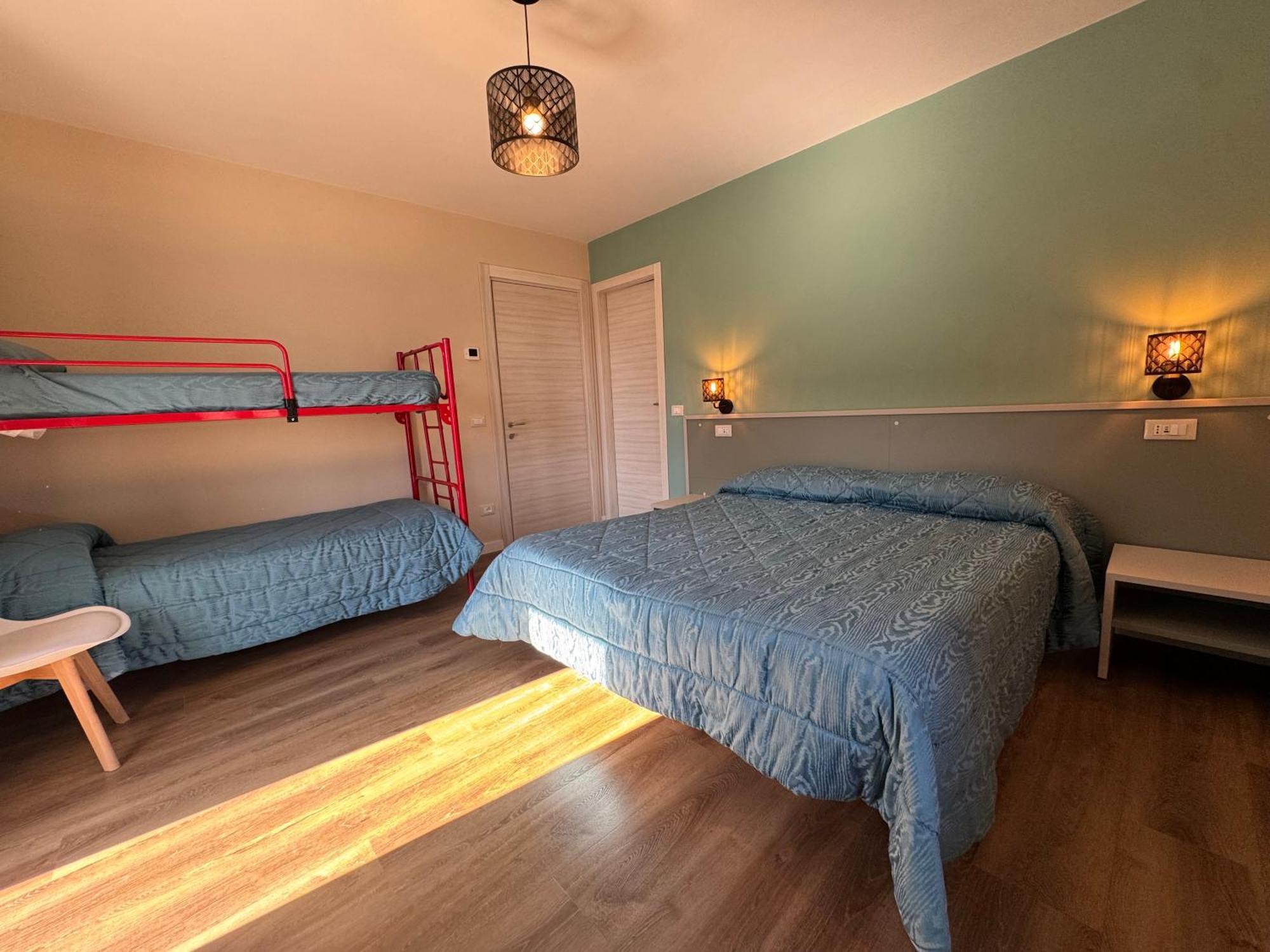 La Hotel 2*