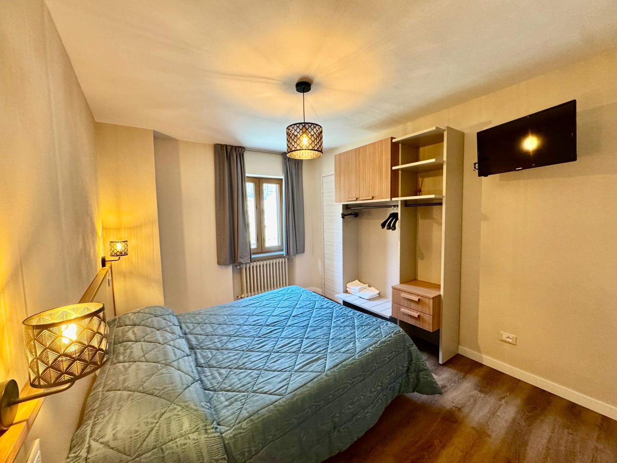 Hotel La 2*